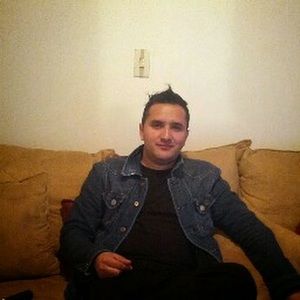 Meet your Posher, Jonathan